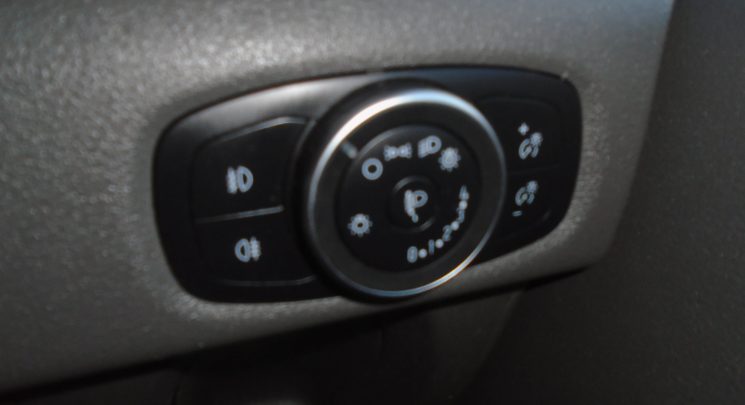 2023 73 ford transit custom limited 280 swb 2.0 tdci 130ps only 20,000 miles fsh