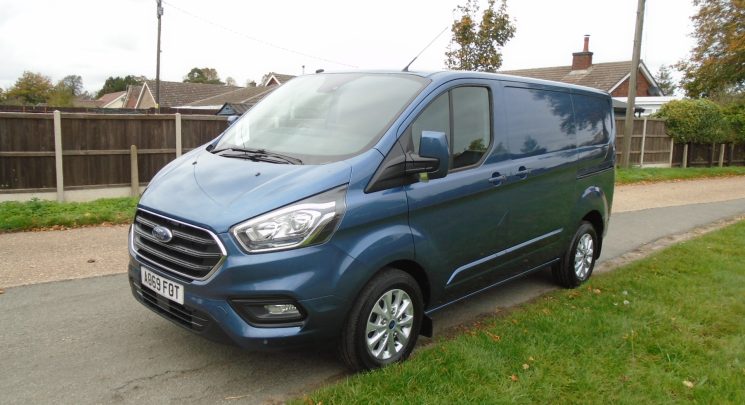 2019 69 ford transit custom limited met chrome blue l1h1 swb only 31,000 miles fsh
