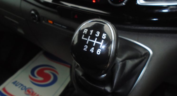 2019 69 ford transit custom limited met chrome blue l1h1 swb only 31,000 miles fsh