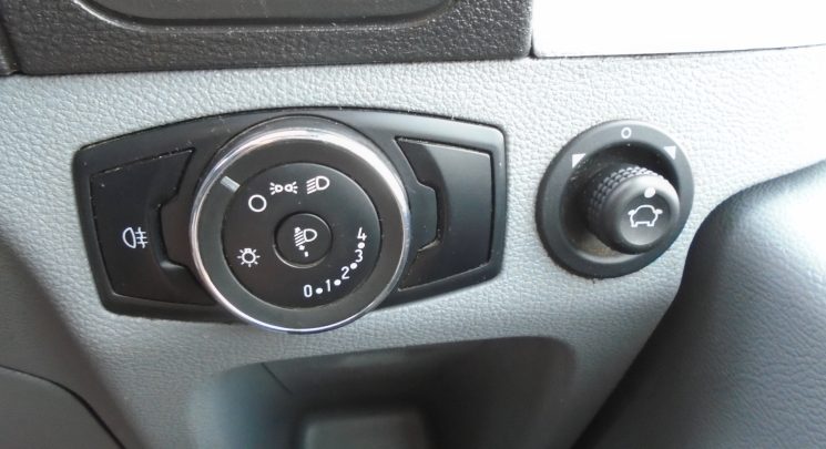 2017 17 ford transit 2.0 tdci 170ps l2 h2 rwd med roof med wheelbase – fsh- new wet belt