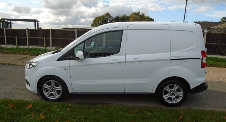 2020 70 ford transit courier limited white 1 owner 57k air con alloys cruise