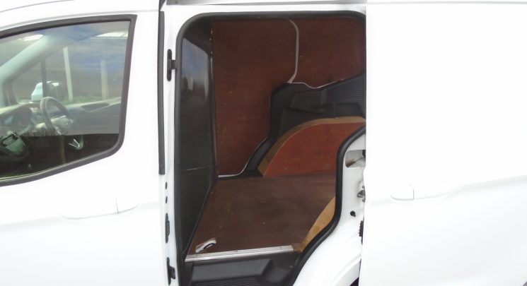 2020 70 ford transit courier limited 91k 1 owner a/c cruise sld- top spec- choice available