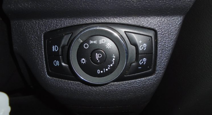 2020 70 ford transit courier limited 91k 1 owner a/c cruise sld- top spec- choice available