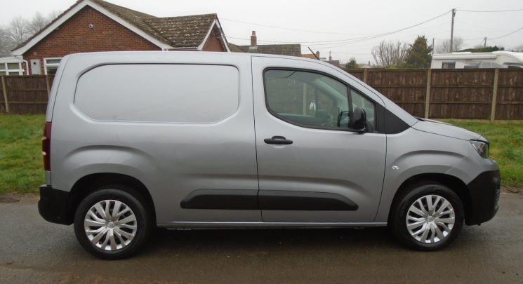 2022 22  Peugeot Partner 1.5 BlueHDi 1000 Professional Premium 5dr Diesel Manual SWB Euro 6 (100 bhp)