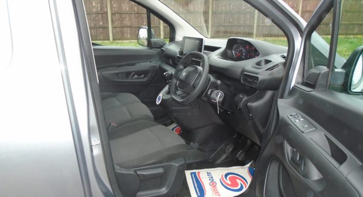 2022 22  Peugeot Partner 1.5 BlueHDi 1000 Professional Premium 5dr Diesel Manual SWB Euro 6 (100 bhp)