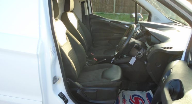 2018 68 Ford Transit Courier 1.0 EcoBoost Sport L1 Euro 6 5dr air con electrics