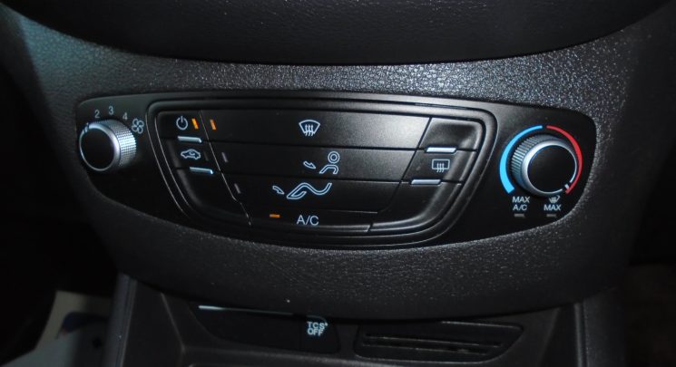 2018 68 Ford Transit Courier 1.0 EcoBoost Sport L1 Euro 6 5dr air con electrics