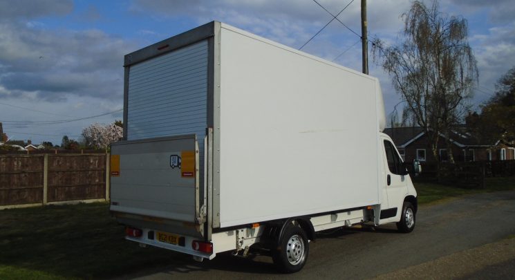 2021 21 Peugeot Boxer 2.2 BlueHDi 335 Built for Business Luton 3dr Diesel Manual L4 Euro 6 (s/s) (140 ps)