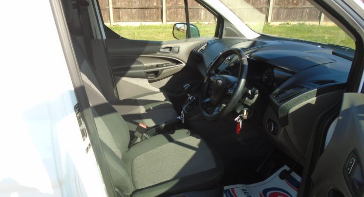 2019 19  Ford Transit Connect 1.5 220 EcoBlue Panel Van 5dr Diesel Manual L1 Euro 6 (s/s) air con 3 seat