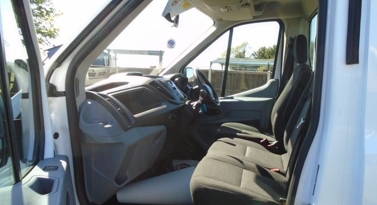 2018 18 ford transit 2.0 tdci euro 6 dropside with rear tail lift twin rear wheels air con