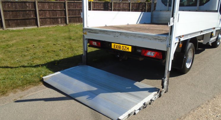 2018 18 ford transit 2.0 tdci euro 6 dropside with rear tail lift twin rear wheels air con