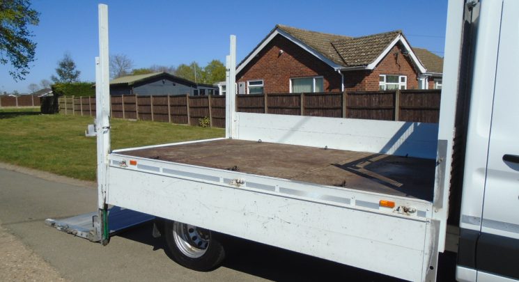 2018 18 ford transit 2.0 tdci euro 6 dropside with rear tail lift twin rear wheels air con