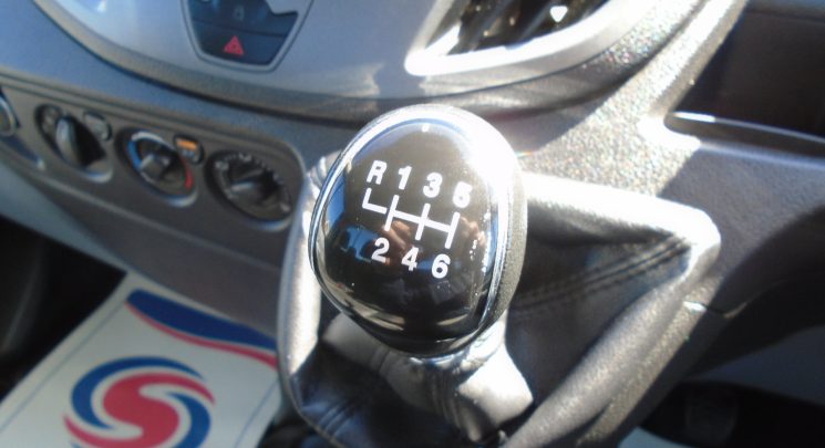 2018 18 ford transit 2.0 tdci euro 6 dropside with rear tail lift twin rear wheels air con