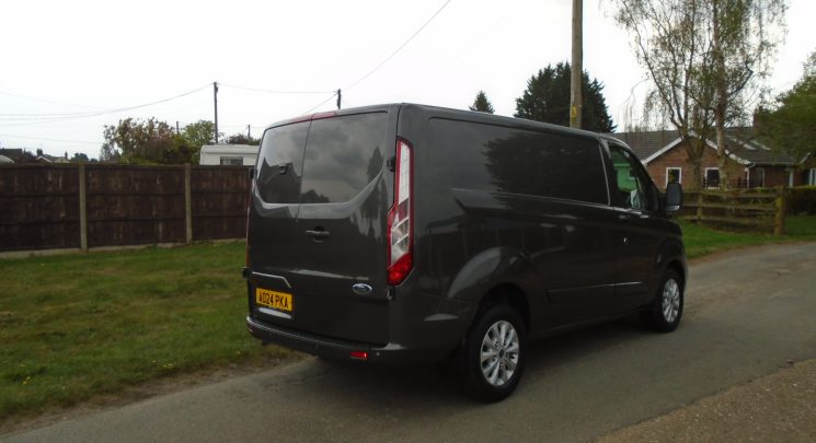 2024 24 ford transit custom ltd swb 2.0 tdci 130ps euro 6 met grey only 20,000 miles