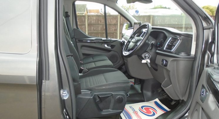 2024 24 ford transit custom ltd swb 2.0 tdci 130ps euro 6 met grey only 20,000 miles