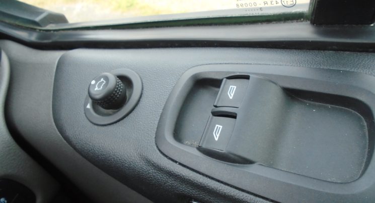 2024 24 ford transit custom ltd swb 2.0 tdci 130ps euro 6 met grey only 20,000 miles