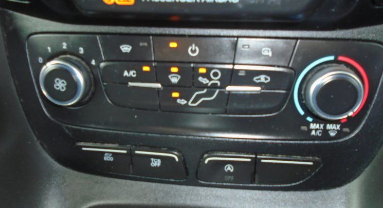2019 19 ford transit connect 1.5 tdci air con 3 seat only 62k