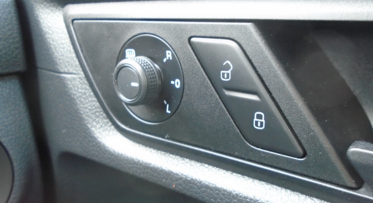 2018 67 Volkswagen Caddy 2.0 TDI C20 BlueMotion Tech Startline Panel Van 5dr Diesel Manual SWB Euro 6 (s/s) (102 ps)