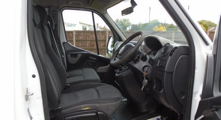 2017 67 Renault Master 2.3 dCi 35 Business caged Tipper 2dr Diesel Manual RWD MWB Euro 6 (TRW) (130 ps)