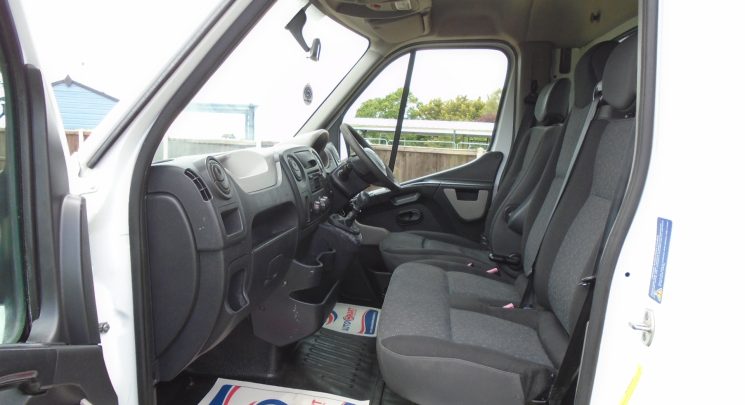 2017 67 Renault Master 2.3 dCi 35 Business caged Tipper 2dr Diesel Manual RWD MWB Euro 6 (TRW) (130 ps)