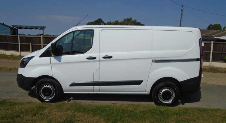 2017 17Ford Transit Custom 2.0 TDCi 270 Panel Van 5dr Diesel Manual L1 H1 air con tsld