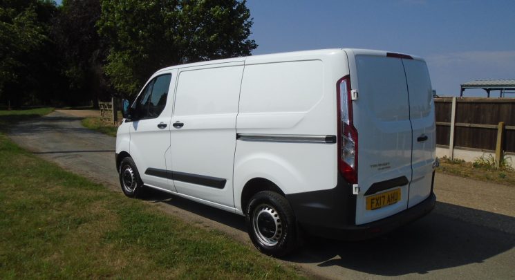 2017 17Ford Transit Custom 2.0 TDCi 270 Panel Van 5dr Diesel Manual L1 H1 air con tsld