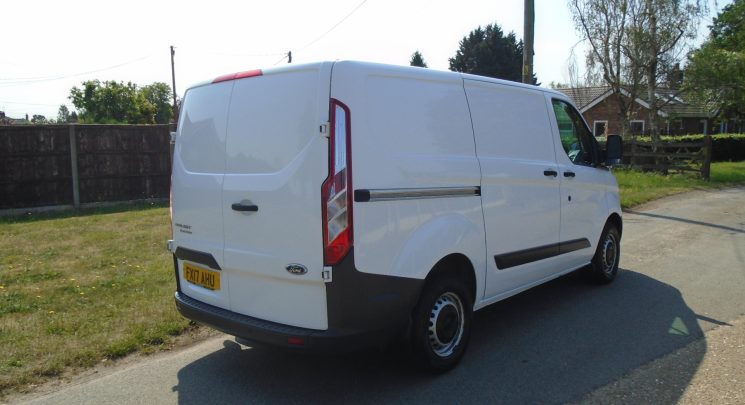2017 17Ford Transit Custom 2.0 TDCi 270 Panel Van 5dr Diesel Manual L1 H1 air con tsld