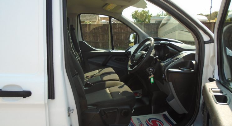 2017 17Ford Transit Custom 2.0 TDCi 270 Panel Van 5dr Diesel Manual L1 H1 air con tsld