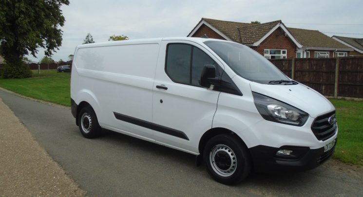 2022 72 Ford Transit Custom 2.0 300 EcoBlue Leader Panel Van 5dr Diesel Manual L2 H1 Euro 6 (s/s) (130 ps)