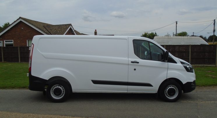 2022 72 Ford Transit Custom 2.0 300 EcoBlue Leader Panel Van 5dr Diesel Manual L2 H1 Euro 6 (s/s) (130 ps)