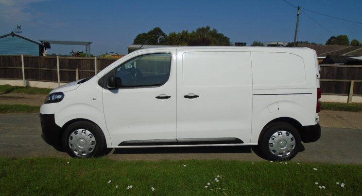 2019 19 Citroen Dispatch 2.0 BlueHDi 1400 Enterprise M Panel Van 6dr Diesel Manual FWD 2 Euro 6 (s/s) (120 ps)