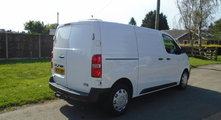 2019 19 Citroen Dispatch 2.0 BlueHDi 1400 Enterprise M Panel Van 6dr Diesel Manual FWD 2 Euro 6 (s/s) (120 ps)