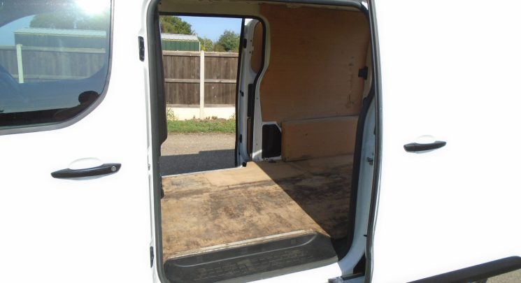 2019 19 Citroen Dispatch 2.0 BlueHDi 1400 Enterprise M Panel Van 6dr Diesel Manual FWD 2 Euro 6 (s/s) (120 ps)