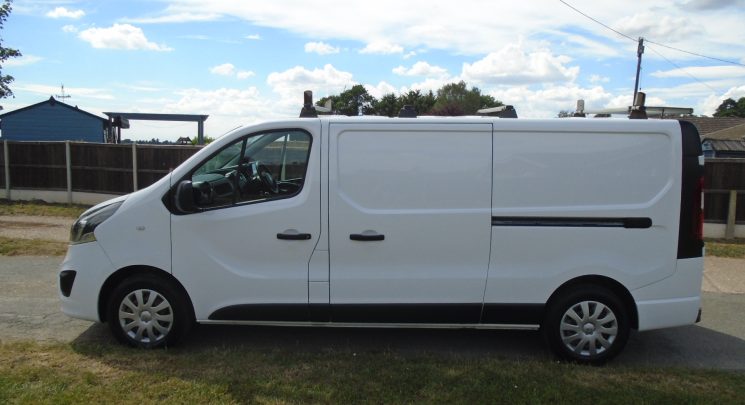 2018 18 Vauxhall Vivaro 1.6 CDTi 2900 Sportive Panel Van 5dr Diesel Manual L2 H1 Euro 6 (120 ps) LWB FSH