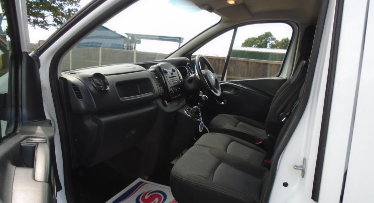 2018 18 Vauxhall Vivaro 1.6 CDTi 2900 Sportive Panel Van 5dr Diesel Manual L2 H1 Euro 6 (120 ps) LWB FSH
