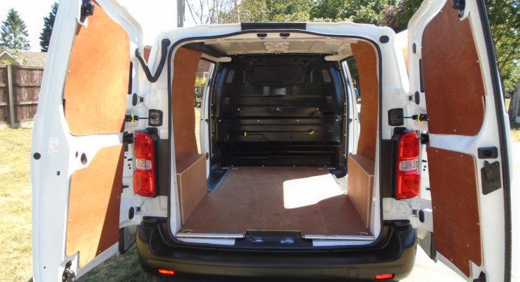 2022 22 Citroen e-Dispatch e 1000 75kWh Enterprise Pro M Panel Van 6dr Electric Auto MWB (7.4kW Charger) (136 ps)