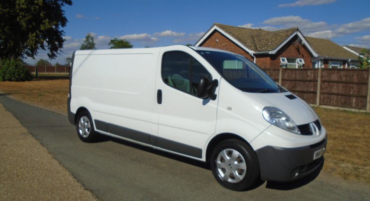 2014 14 Renault Trafic 2.0 dCi LL29 Panel Van 3dr Diesel Manual L2 H1 115 bhp NEW GEARBOX AND CLUTCH