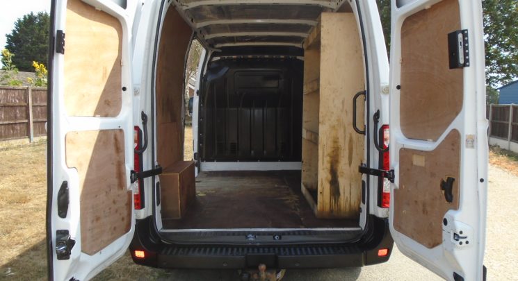 2020 20 Nissan NV400 2.3 dCi 35 Tekna Panel Van 5dr Diesel Manual FWD L2 H2 Euro 6 (135 ps) air con 62k