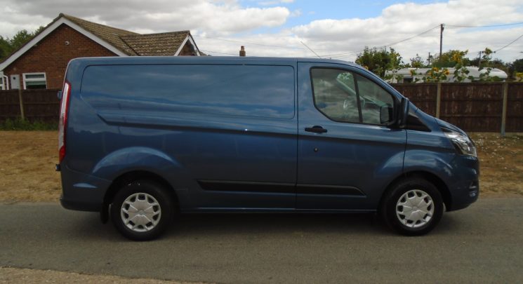 2018 68 Ford Transit Custom 2.0 300 EcoBlue Trend Panel Van 5dr Diesel Manual L1 H1 Euro 6 (130 ps) air con NO VAT