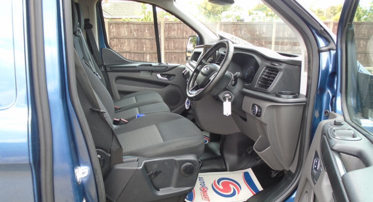 2018 68 Ford Transit Custom 2.0 300 EcoBlue Trend Panel Van 5dr Diesel Manual L1 H1 Euro 6 (130 ps) air con NO VAT