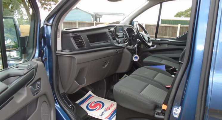 2018 68 Ford Transit Custom 2.0 300 EcoBlue Trend Panel Van 5dr Diesel Manual L1 H1 Euro 6 (130 ps) air con NO VAT