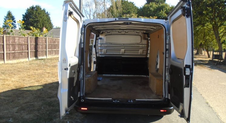 2019 69 Renault Trafic 2.0 dCi ENERGY 28 Sport Panel Van 5dr Diesel Manual SWB Standard Roof Euro 6 (s/s) (120 ps) 69K