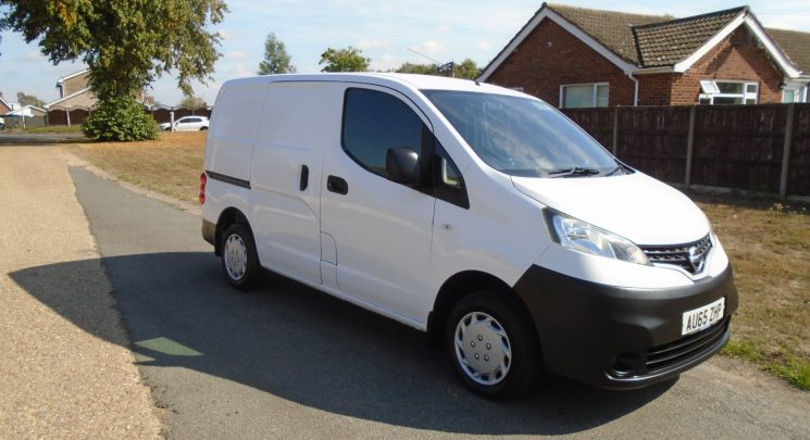2015 65 Nissan NV200 1.5 dCi Acenta Panel Van 6dr Diesel Manual SWB Euro 5 (90 ps) ONLY 39,000 MILES