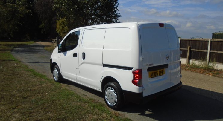 2015 65 Nissan NV200 1.5 dCi Acenta Panel Van 6dr Diesel Manual SWB Euro 5 (90 ps) ONLY 39,000 MILES