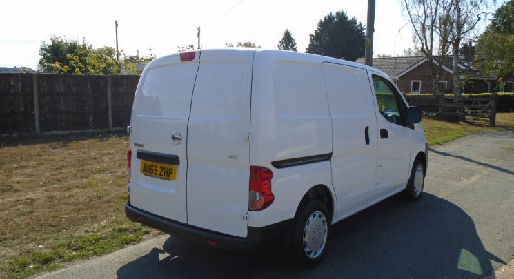 2015 65 Nissan NV200 1.5 dCi Acenta Panel Van 6dr Diesel Manual SWB Euro 5 (90 ps) ONLY 39,000 MILES
