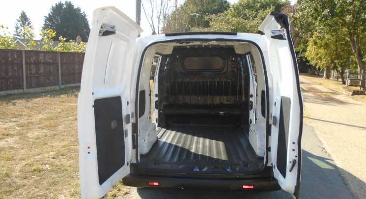 2015 65 Nissan NV200 1.5 dCi Acenta Panel Van 6dr Diesel Manual SWB Euro 5 (90 ps) ONLY 39,000 MILES