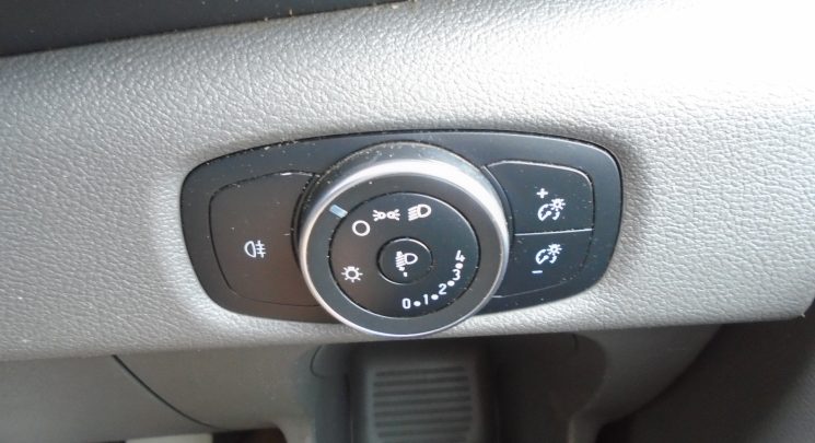 Ford Transit 2.0 350 EcoBlue Leader Tipper Double Cab 4dr Diesel Manual FWD L3 Euro 6 (s/s) (1-Stop) (130 ps)