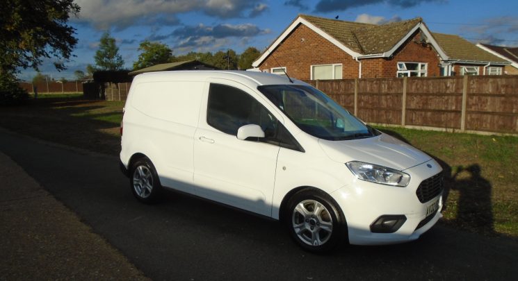 2022 22 Ford Transit Courier 1.5 TDCi Limited Panel Van 5dr Diesel Manual L1 Euro 6 (100 ps)