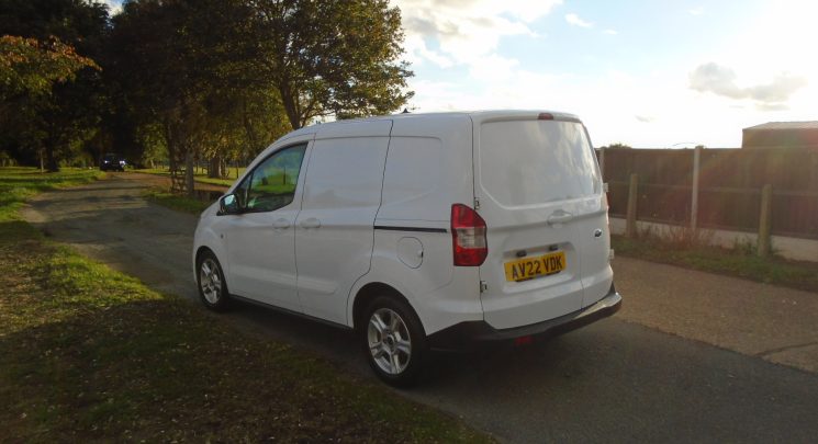 2022 22 Ford Transit Courier 1.5 TDCi Limited Panel Van 5dr Diesel Manual L1 Euro 6 (100 ps)