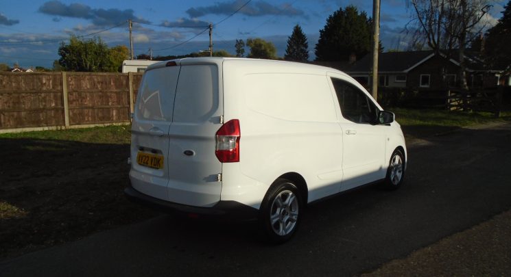 2022 22 Ford Transit Courier 1.5 TDCi Limited Panel Van 5dr Diesel Manual L1 Euro 6 (100 ps)